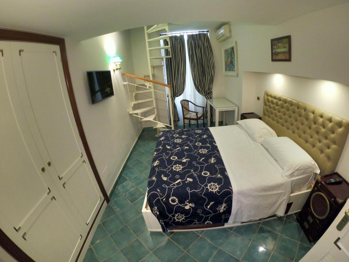 Hotel Ausonia Napels