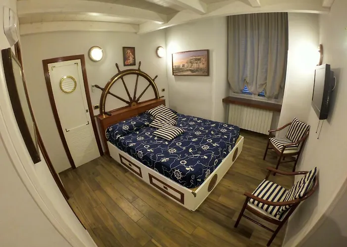 Hotel Ausonia