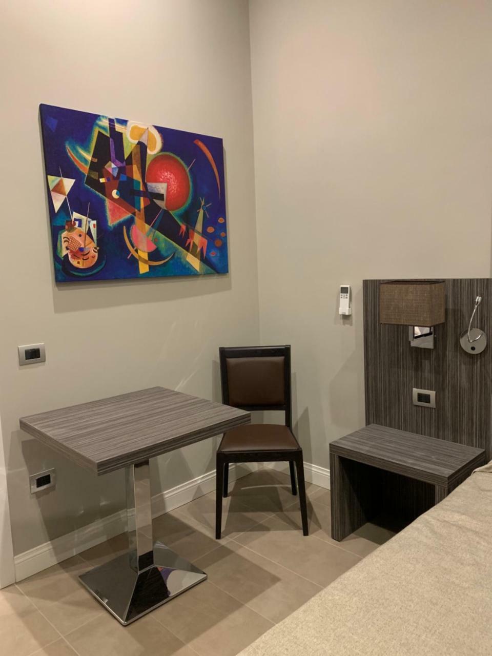 Hotel Ausonia