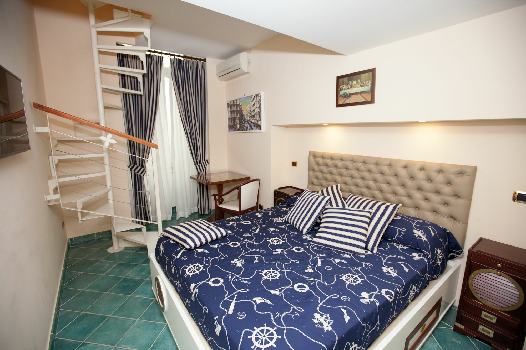 Hotel Ausonia